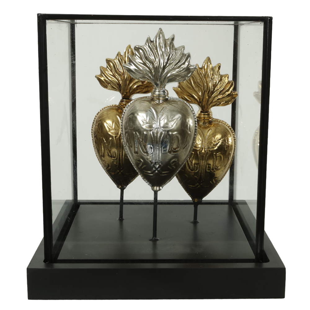ESCULTURA DECORATIVA REDOMA CORACOES (DOURADO PRATA) 21,5cm 19d