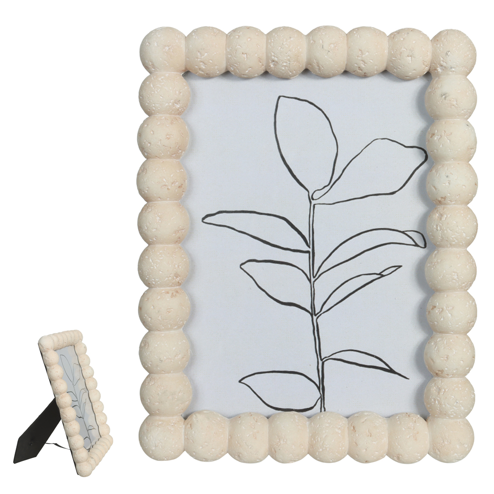 PORTA RETRATO POLIRESINA FTO 13X18 BALLS (NATURAL) 20,8X16X2,5cm