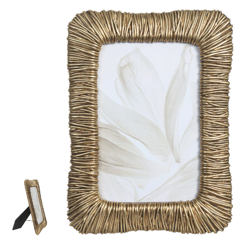 PORTA RETRATO POLIRESINA FTO 10X15CM ARAMADO (DOURADO) 20,2X14,9X1,7cm