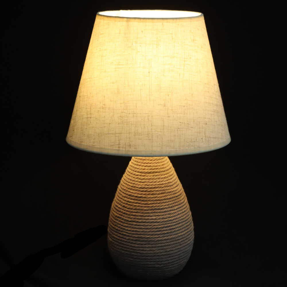 ABAJUR CERAMICA E LINHO BIVOLT (BEGE ESCURO) 36X22cm