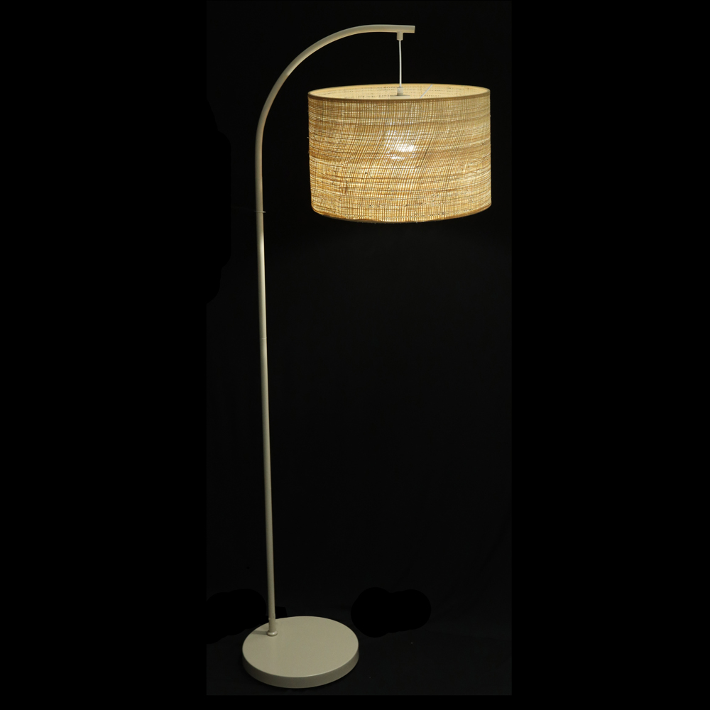 LUMINARIA DE CHAO METAL E BAMBOO BIVOLT (DOURADO) 1,5mX50X40cm